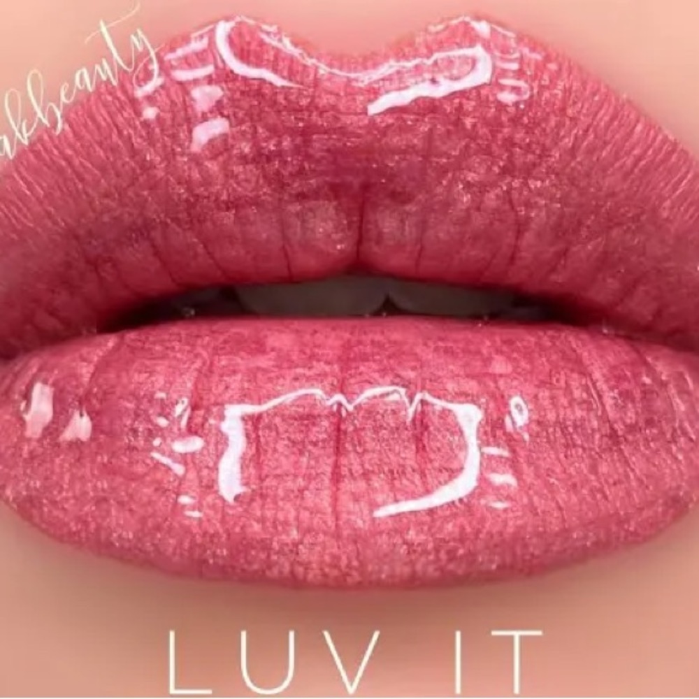 LipSense - Long lasting lip color - Luv It